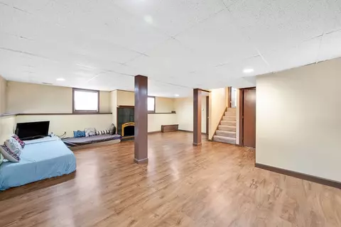 102 Starling Rd, Springfield, MA 01119 photo 13
