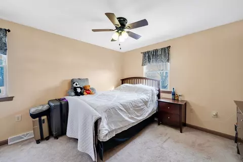 102 Starling Rd, Springfield, MA 01119 photo 18