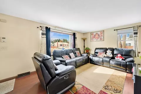 102 Starling Rd, Springfield, MA 01119 photo 3