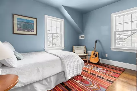 46 Gregory St, Marblehead, MA 01945 photo 19