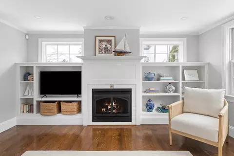 46 Gregory St, Marblehead, MA 01945 photo 14
