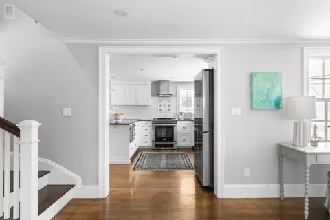 46 Gregory St, Marblehead, MA 01945 photo 9