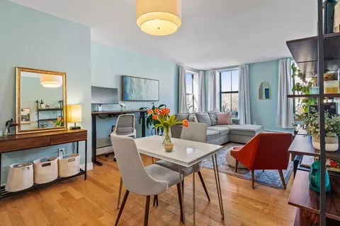 69 E Berkeley St #5, Boston, MA 02118