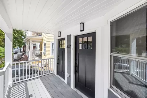 207 Highland Ave #B, Somerville, MA 02143
