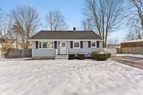 41 Edward St, Brockton, MA 02302