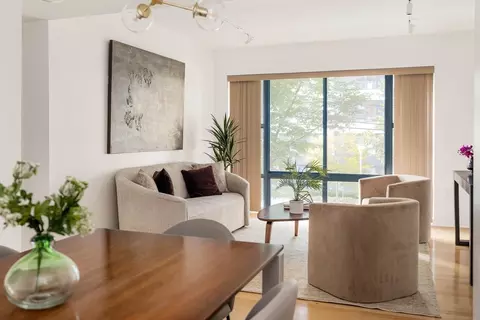 170 Gore St #203, Cambridge, MA 02141