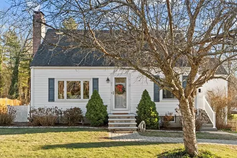 21 Oakvale Rd, Framingham, MA 01701 photo 2