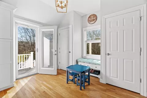 21 Oakvale Rd, Framingham, MA 01701 photo 5