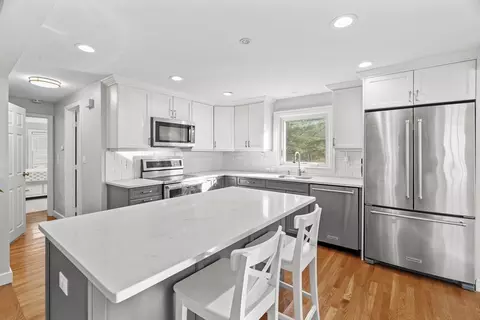 21 Oakvale Rd, Framingham, MA 01701 photo 8