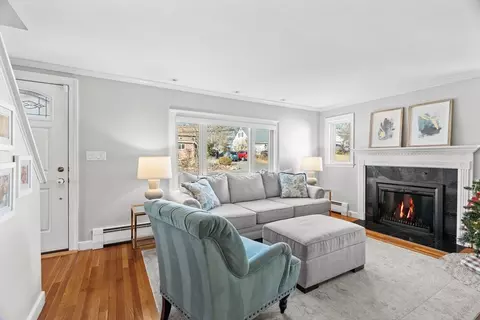 21 Oakvale Rd, Framingham, MA 01701 photo 14
