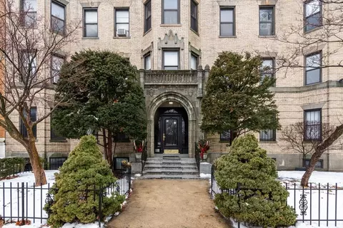 51 Park Dr #32, Boston, MA 02215