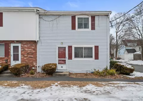 98 Lawrence St #98, Brockton, MA 02302