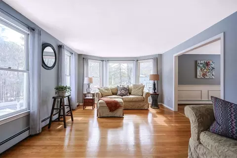 1 Walnut Hill Rd, Millis, MA 02054 photo 6