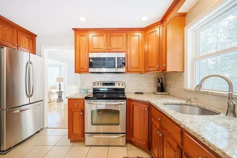 1 Walnut Hill Rd, Millis, MA 02054 photo 13