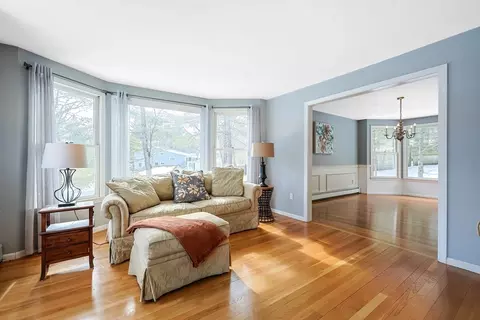 1 Walnut Hill Rd, Millis, MA 02054 photo 8