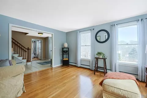 1 Walnut Hill Rd, Millis, MA 02054 photo 7