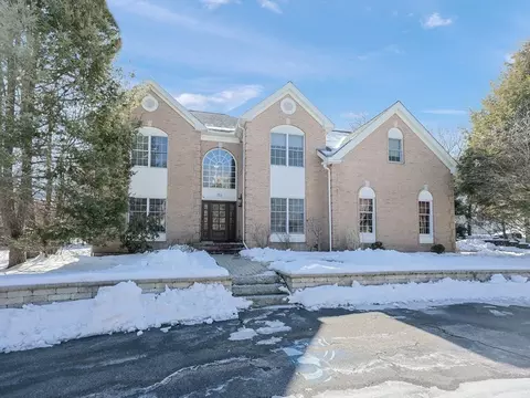 153 Partridge St, Franklin, MA 02038