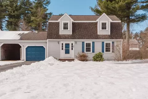 47 Flagstone Pl #47, Bridgewater, MA 02324