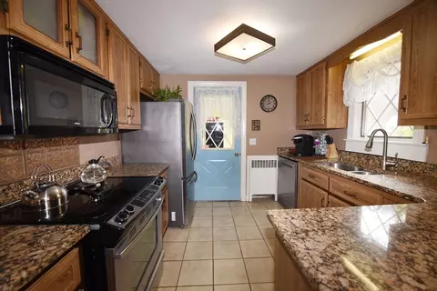 366 Webster St, Marshfield, MA 02050 photo 2