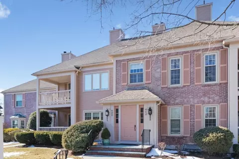 43 Highland Ct #43, Needham, MA 02492