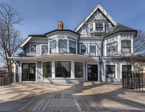 232 Kent St, Brookline, MA 02446