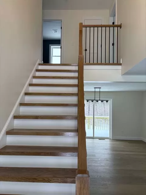 140 Willard, Ashburnham, MA 01430 photo 4
