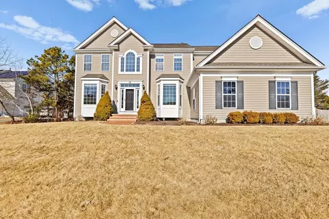 550 Raymond Rd, Plymouth, MA 02360