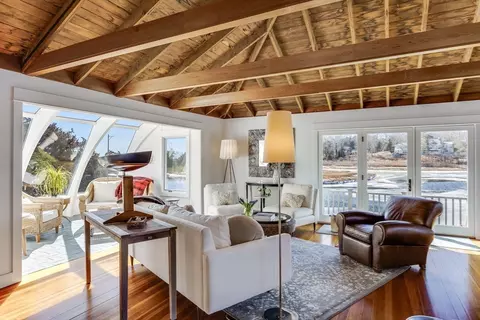 818 S Main St, Barnstable, MA 02632 photo 8
