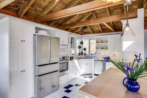 818 S Main St, Barnstable, MA 02632 photo 15