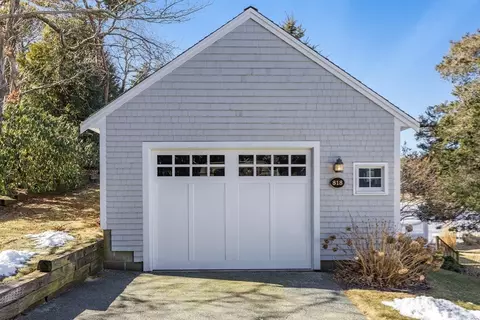 818 S Main St, Barnstable, MA 02632 photo 32