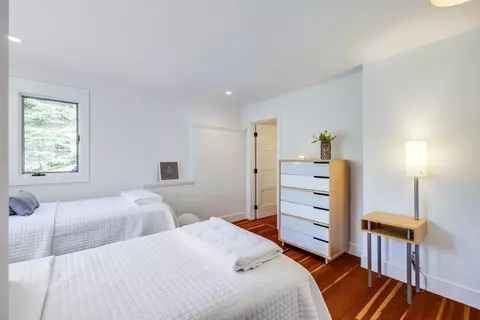 818 S Main St, Barnstable, MA 02632 photo 22
