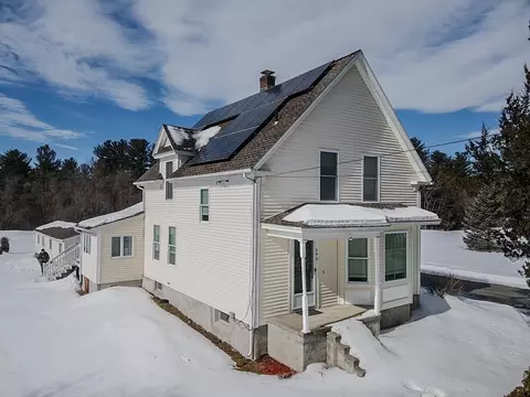 590 Salem Rd, Dracut, MA 01826