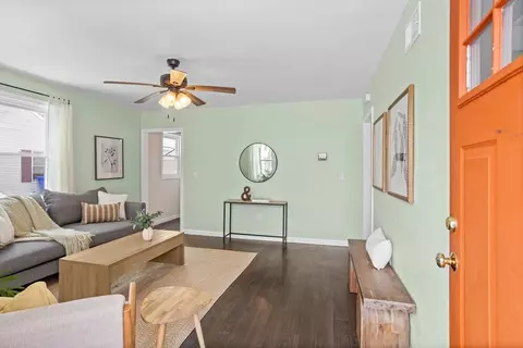Entry Way - 1 Bellevue Ter, Maynard, MA 01754 photo 1 of 1