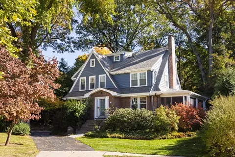 27 Stiles Ter, Newton, MA 02459