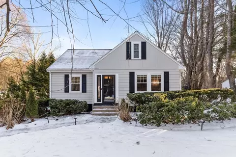 13 Valley View Rd, Wayland, MA 01778