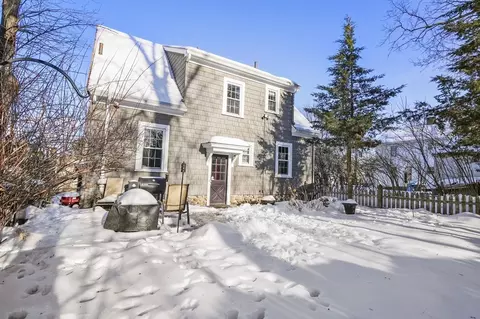 Exterior - 5 Prudential Rd, Worcester, MA 01606 photo 5 of 11