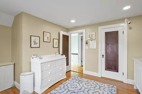 Entry Way - 5 Prudential Rd, Worcester, MA 01606 photo 2 of 3