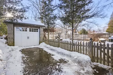 Exterior - 5 Prudential Rd, Worcester, MA 01606 photo 8 of 11