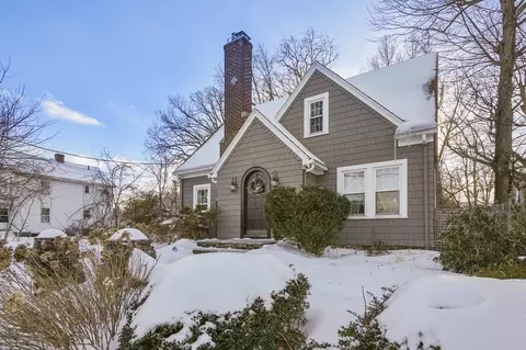 Exterior - 5 Prudential Rd, Worcester, MA 01606 photo 3 of 11