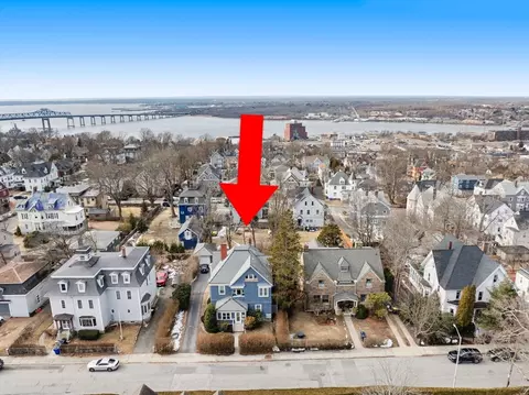 52 Underwood St, Fall River, MA 02720 photo 3
