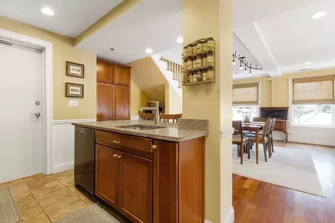 1110 Great Plain Ave #1, Needham, MA 02492 photo 9