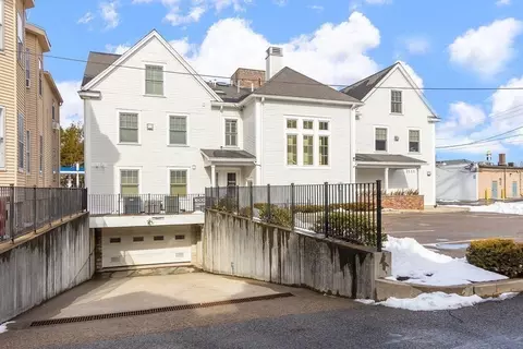 1110 Great Plain Ave #1, Needham, MA 02492 photo 27