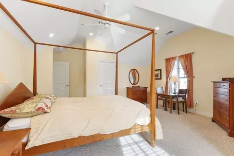 1110 Great Plain Ave #1, Needham, MA 02492 photo 14