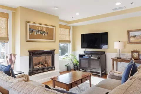 1110 Great Plain Ave #1, Needham, MA 02492 photo 2