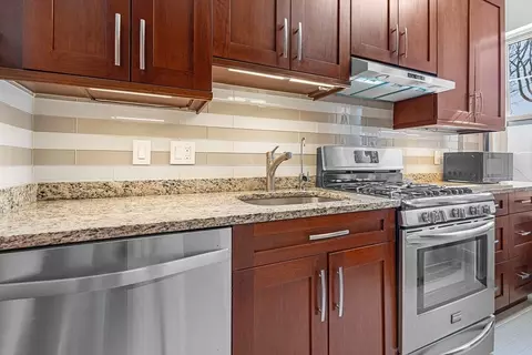 72 Strathmore Rd #1B, Boston, MA 02135
