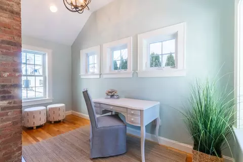 52 Whittier Rd, Needham, MA 02492 photo 4