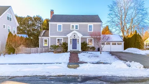 52 Whittier Rd, Needham, MA 02492