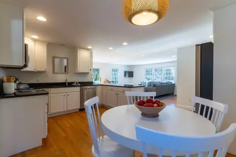 52 Whittier Rd, Needham, MA 02492 photo 7
