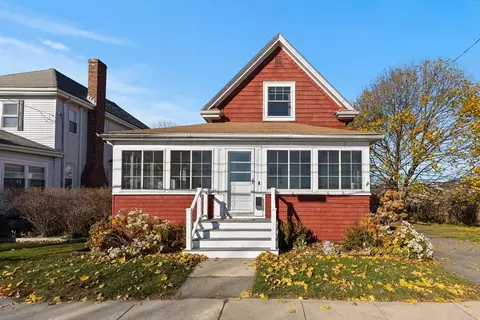 206 Washington Ave, Winthrop, MA 02152