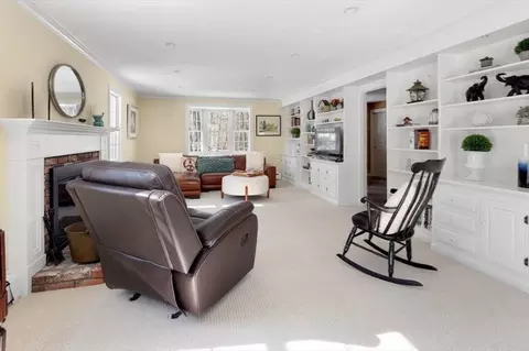 6 Blackberry Ln, Hingham, MA 02043 photo 4